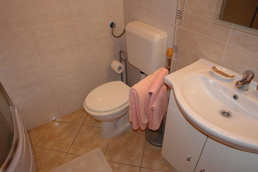 2 Bedroom Amazing Apartment In קריקווניצה חדר תמונה