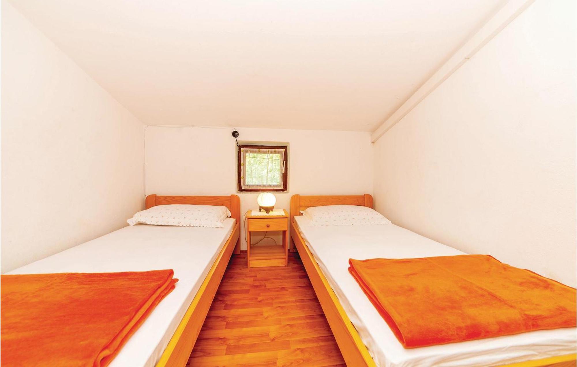 2 Bedroom Amazing Apartment In קריקווניצה מראה חיצוני תמונה