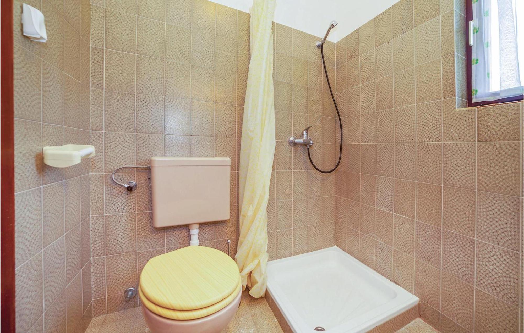2 Bedroom Amazing Apartment In קריקווניצה מראה חיצוני תמונה